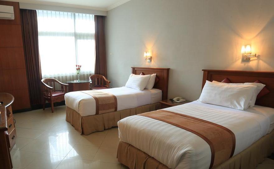 Hotel Tarakan Plaza Exteriör bild
