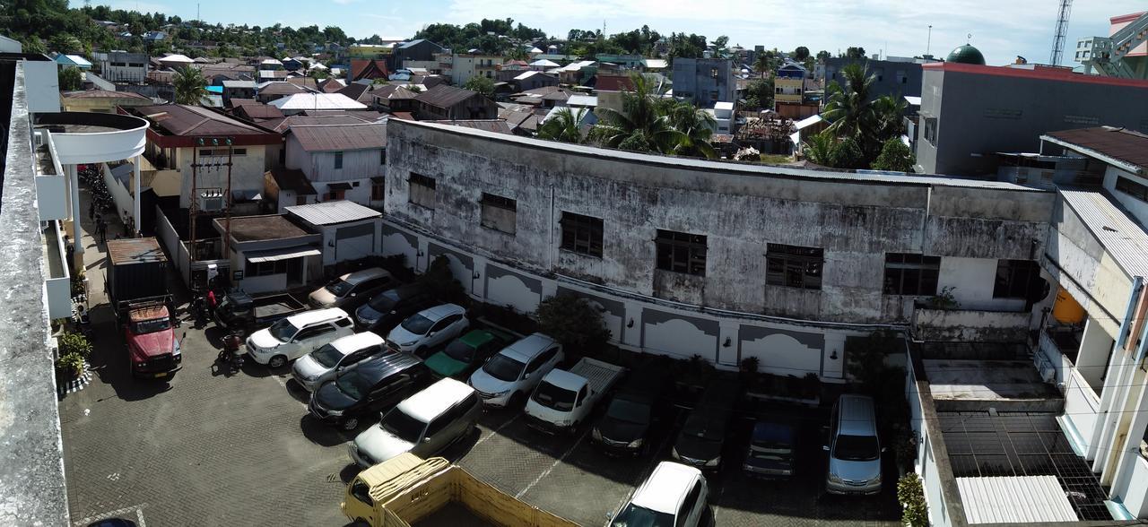 Hotel Tarakan Plaza Exteriör bild