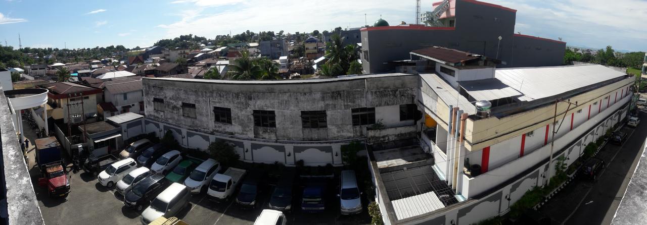 Hotel Tarakan Plaza Exteriör bild