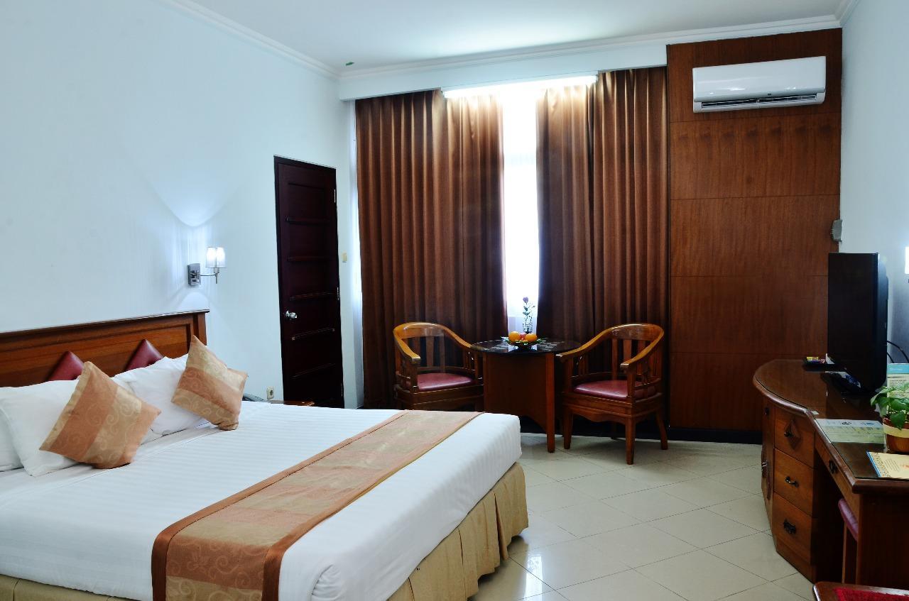Hotel Tarakan Plaza Exteriör bild